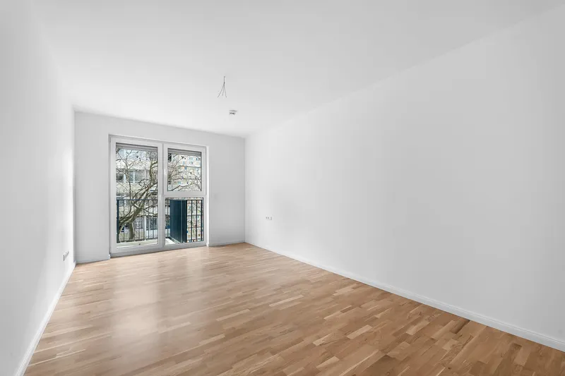 Unmöbliertes Studio mit EBK in Lichtenberg — photo 1
